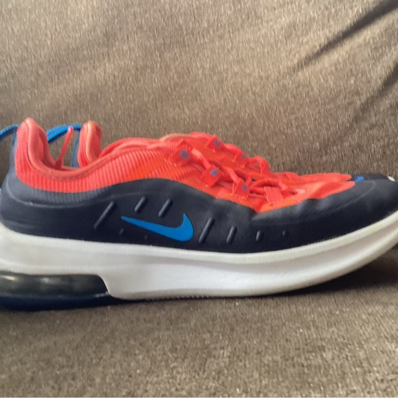 Nike Air Max - Picture 3 of 3